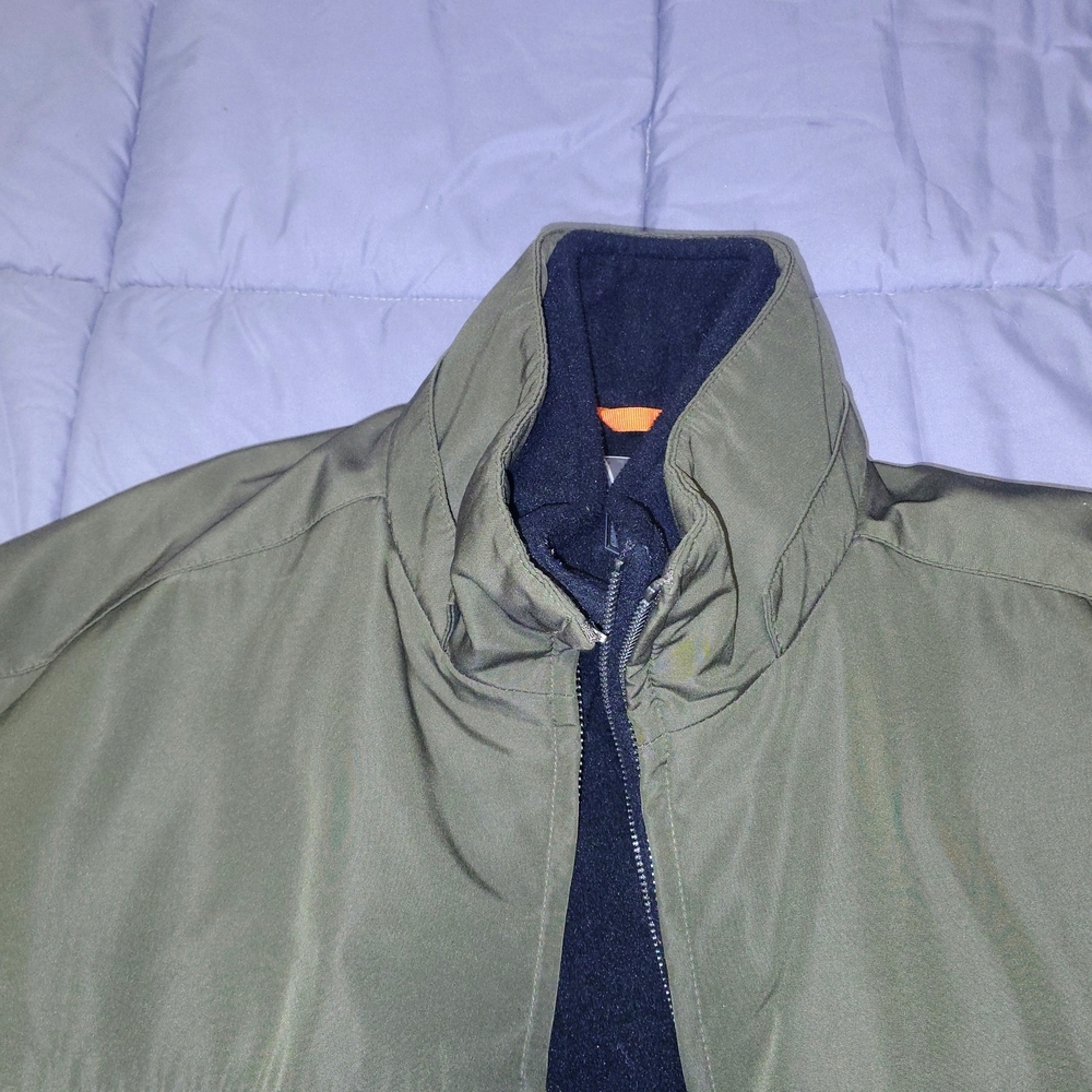 Weatherproof Men's Olive Green Windbreaker with Black Interior